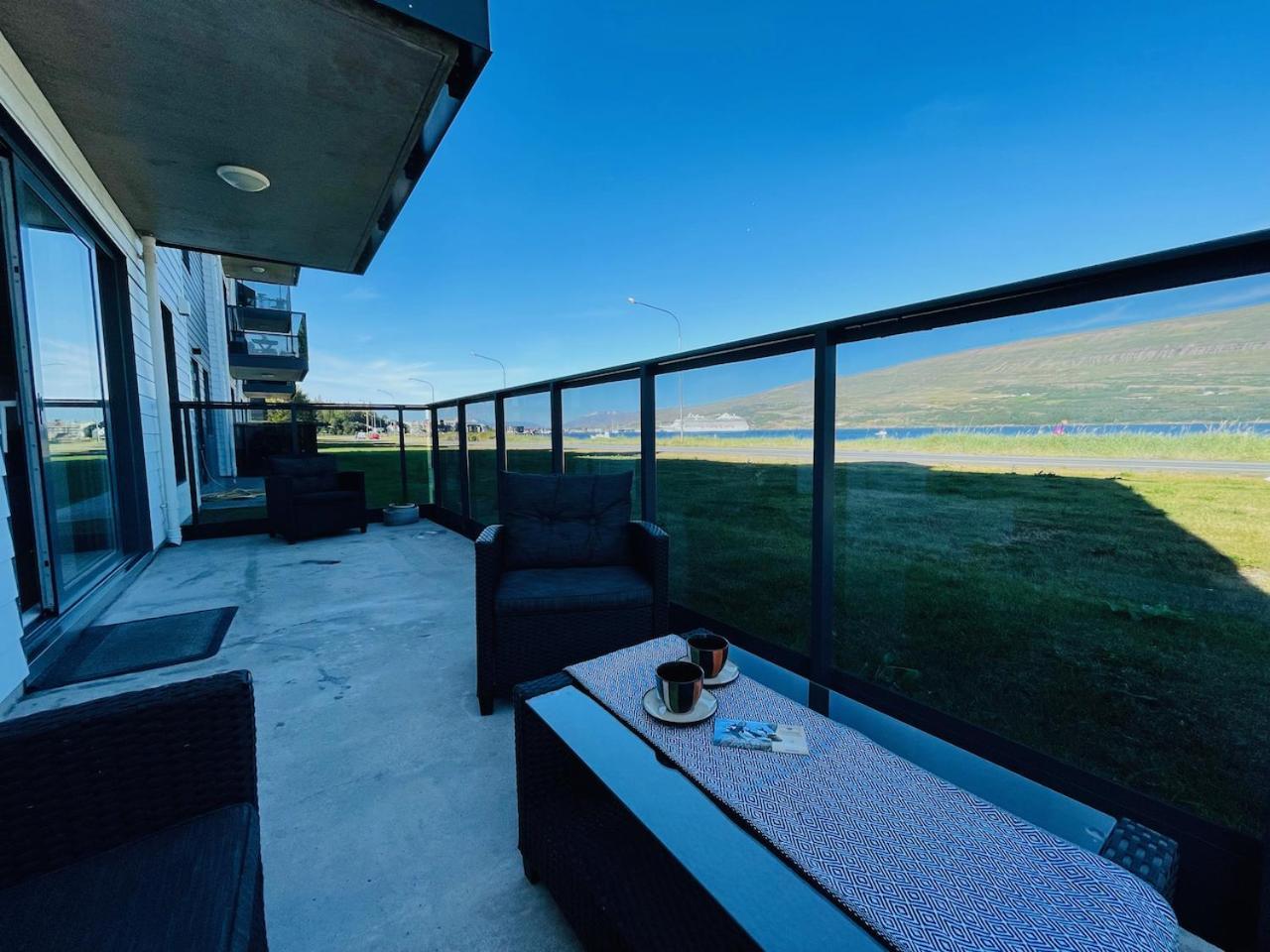 Dream View Apartment Akureyri Esterno foto